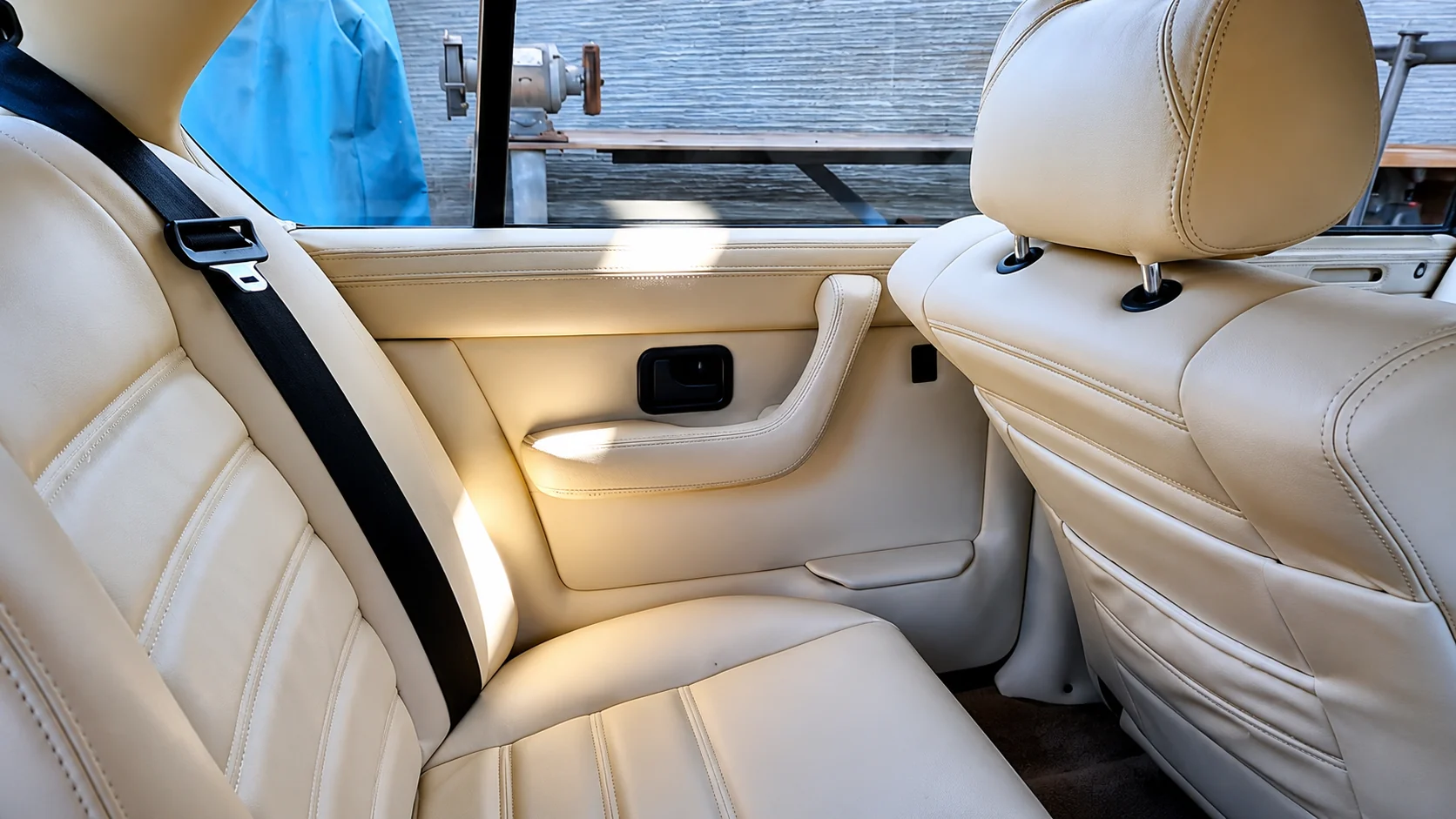 BMW M745i Interior